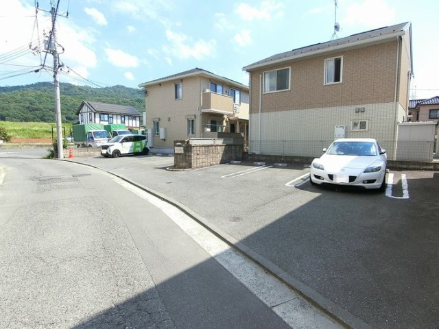 【駐車場】ウイング　スクエア 