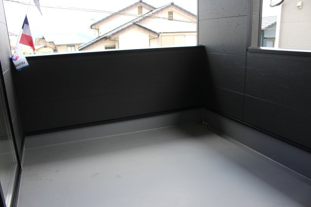 北九州市小倉南区沼緑町第3のバルコニー