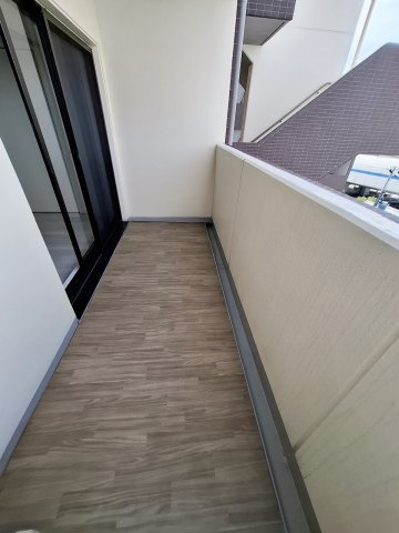 La　Douceur西宮北口のバルコニー