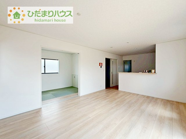 【居間・リビング】 | 常総市新石下第10　新築戸建　2号棟 | お友達や親戚とホームパーティもいいですね(*^^*)