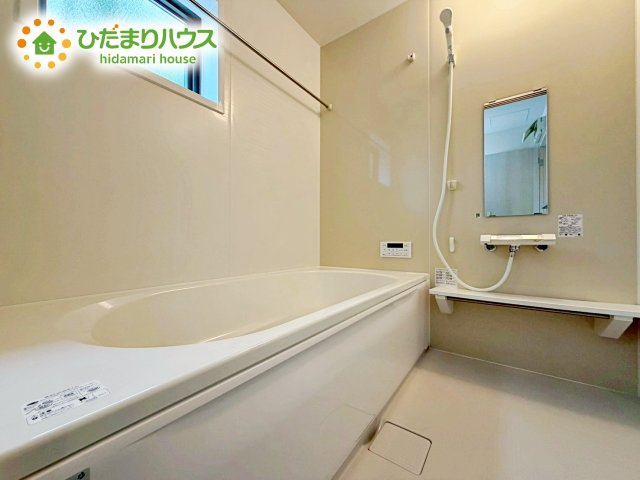 【浴室】 | 第1石岡市旭台　新築戸建 | １日の疲れを癒すと共に、お子様からご年配者まで１年中快適にご入浴いただけます。