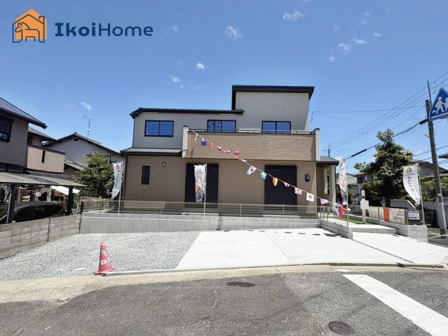 神戸市西区秋葉台2丁目　全1棟　新築戸建の駐車場|【ホームページに現地動画掲載中】●年中無休：当日予約可●敷地は約58坪ございます！お車並列3台可能！