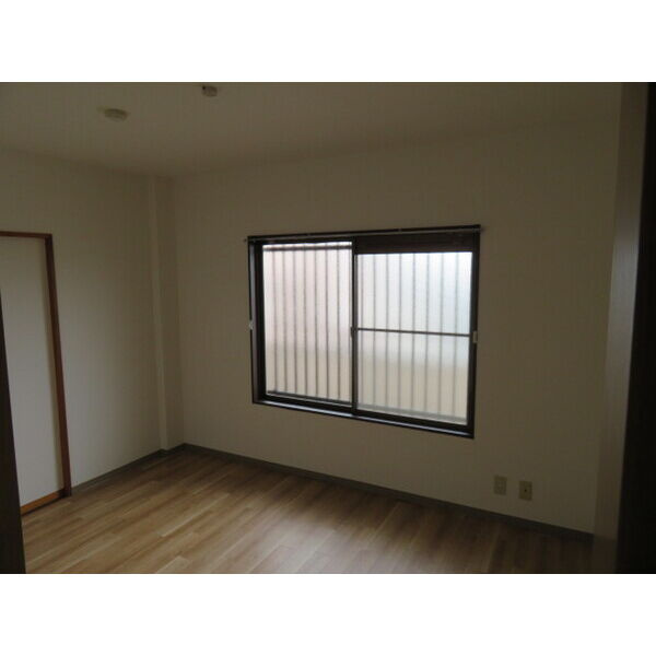 マンションイレブンの洋室