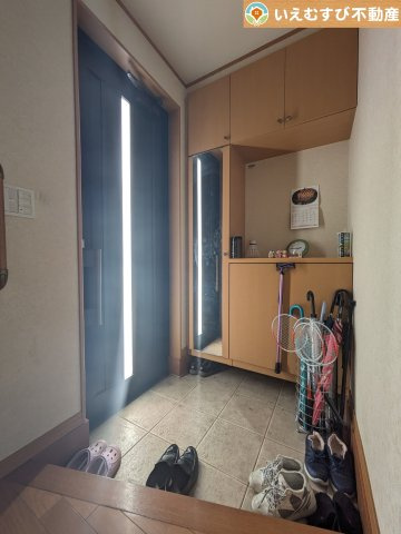 熊谷市肥塚　中古住宅の玄関