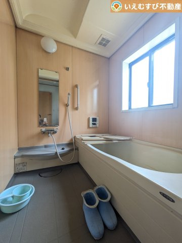 熊谷市肥塚　中古住宅の浴室