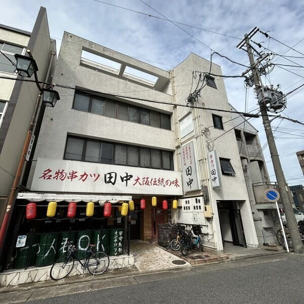 内堀ビルの外観