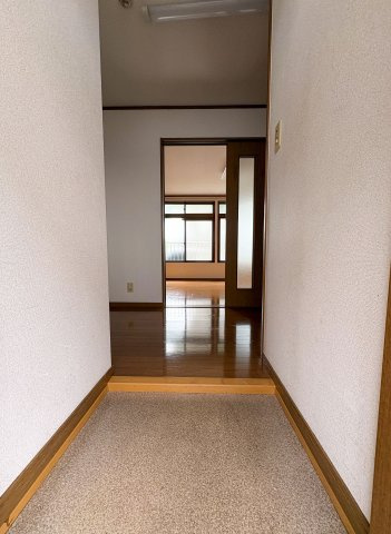 【玄関】 | アークタウン | 同間取りの別室写真を使用しております。