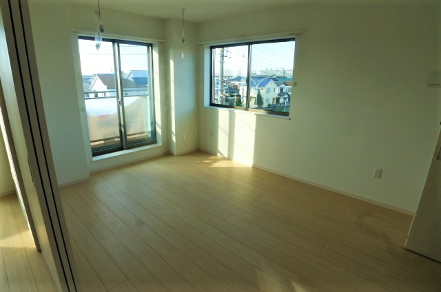 フォレストタウンの居間・リビング|同タイプ別部屋です