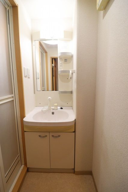 カルム　シャンブルの洗面所