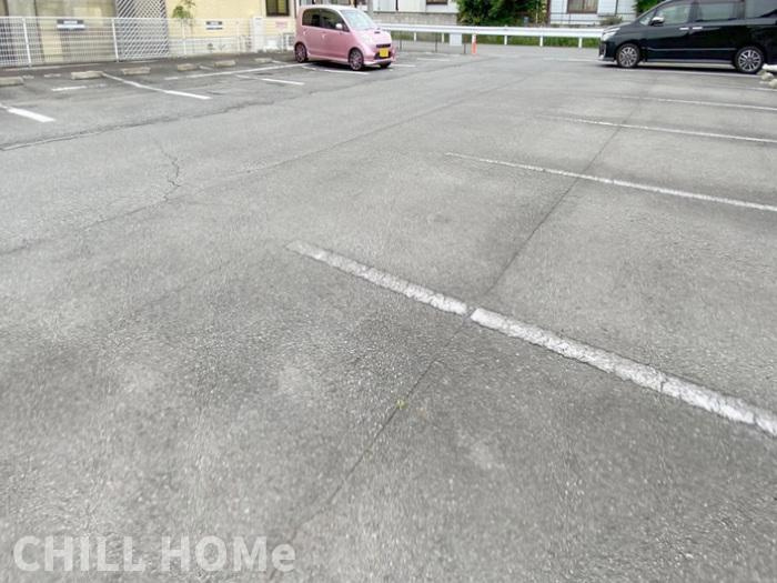 ローレルコート　Ⅲの駐車場|他社様掲載物件もまとめてご紹介、ご案内可能です(^^)/