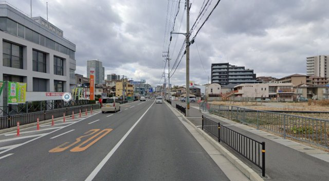 コートドール高槻の周辺