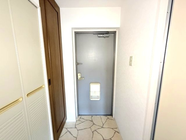 ワコーレフット篠原の玄関