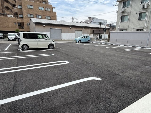 D-Regalo城東Nの駐車場