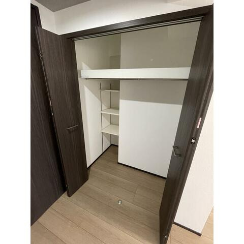 横浜市保土ケ谷区岩間町１丁目の賃貸マンションの収納