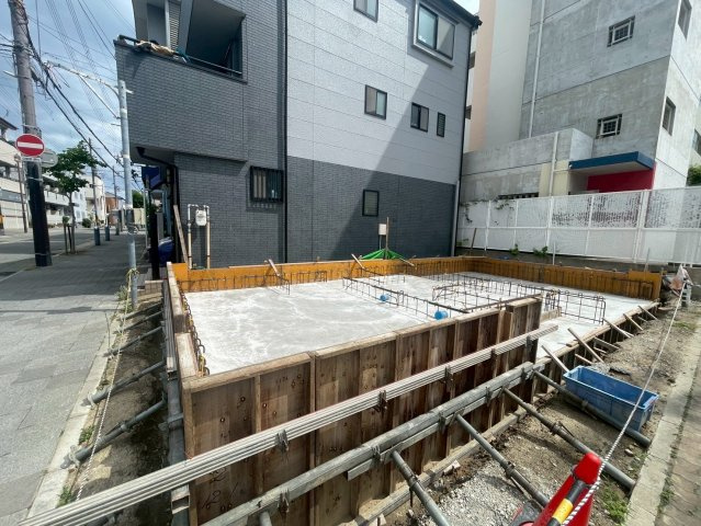 【前面道路含む現地写真】の画像