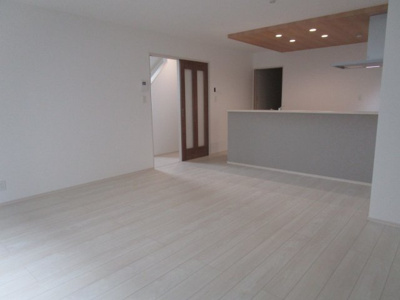 【居間・リビング】 | 松戸市第２栗ヶ沢　新築分譲住宅　全1棟
