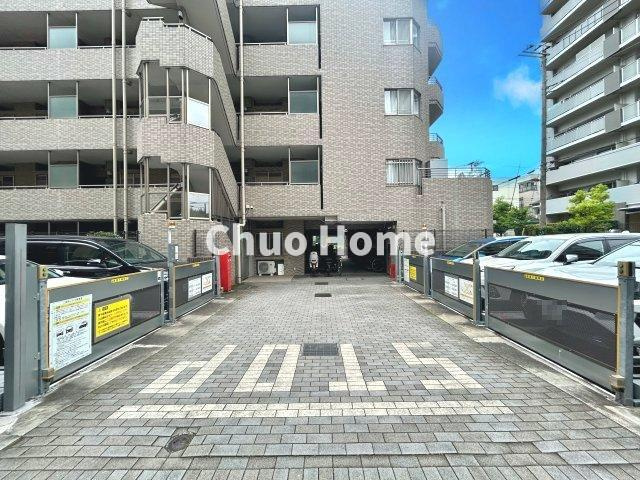 Ｌ・シティ清澄白河の駐車場|【敷地内駐車場】最新の空き状況や費用などの詳細は担当スタッフまでお問い合わせください。