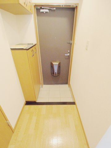 サンコート東原の玄関