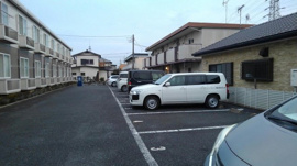 敷地内に駐車場あり