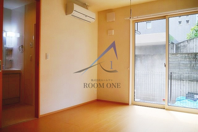 Maison桜 の居間・リビング|洋室のお部屋です。