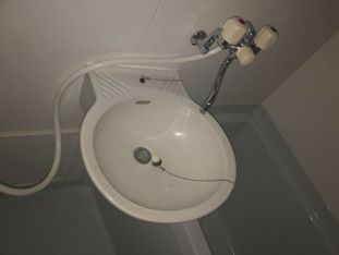 内装は落ち着いています