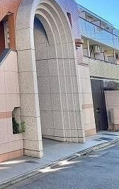 オーベル早稲田のエントランス
