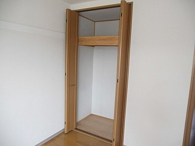 フラットさつきVの収納