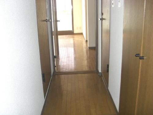 ウェルトータスの玄関