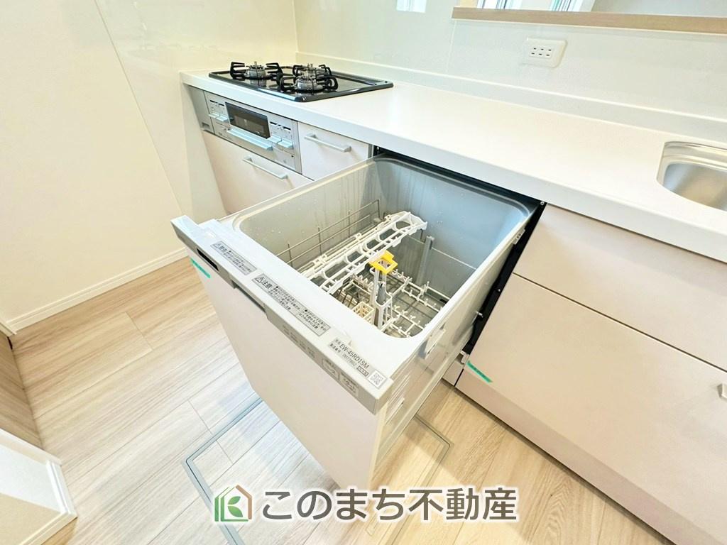ワイウッドコート下都賀郡壬生町安塚第3期のトイレ|同社施工物件の写真です。※建具やフローリング、その他仕様が違う場合がございます。