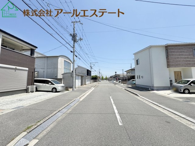 姫路市飾磨区今在家7丁目　　山陽電鉄「西飾磨駅」徒歩10分の前面道路含む現地写真