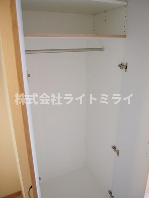 ルーブル豊島千川の収納|クローゼット 