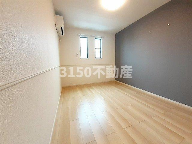 セシルの内装|明るい色調の室内です