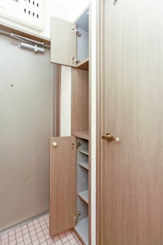ダイナコート千代県庁口　8階の収納|現状優先になります。