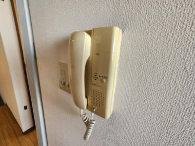 エステート三条ビルのセキュリティ|インターホン