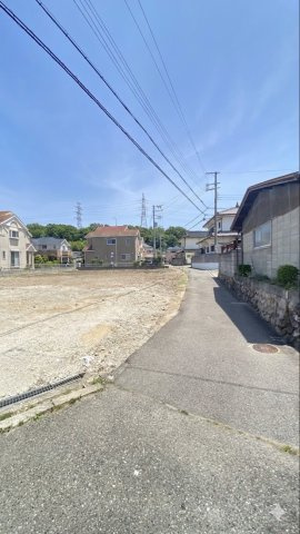 山口町上山口1丁目の前面道路含む現地写真