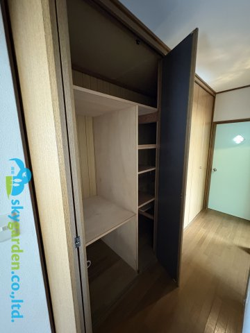 逗子市小坪６丁目　中古戸建の収納|2階廊下の収納