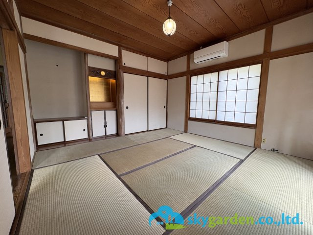 逗子市小坪６丁目　中古戸建の和室|広縁のある８畳の和室