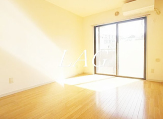 【居間・リビング】 | サンスーシー | 洋室のお部屋です。