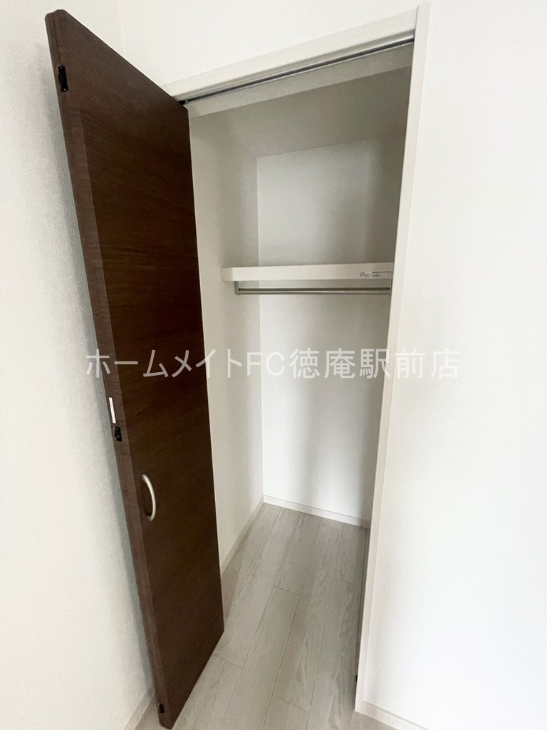 大阪市城東区放出西３丁目のアパートの収納