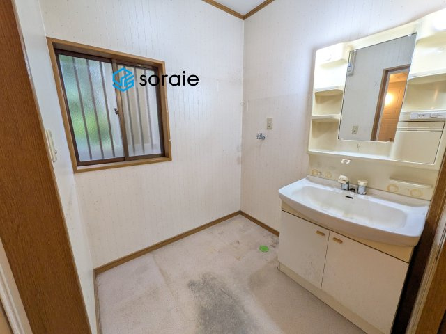 川越市霞ケ関東5丁目　中古戸建の脱衣所|令和8年6月12日撮影。