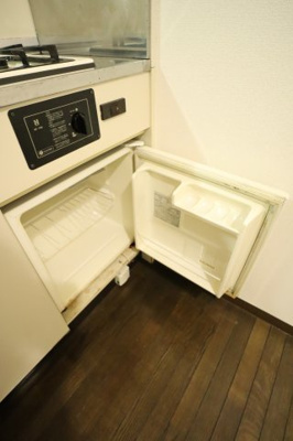 【設備】 | 川辺ビル | ミニ冷蔵庫