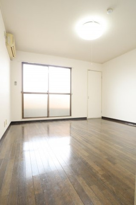 【洋室】 | 川辺ビル