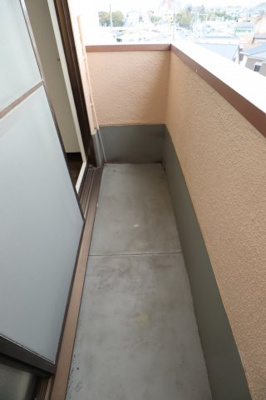 【バルコニー】 | 川辺ビル
