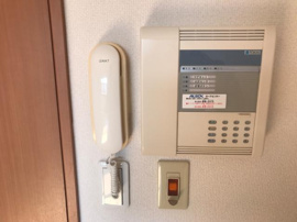 インターホン