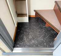 シンプルで使いやすい玄関です