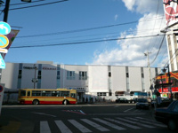 伊勢原駅まで530ｍ