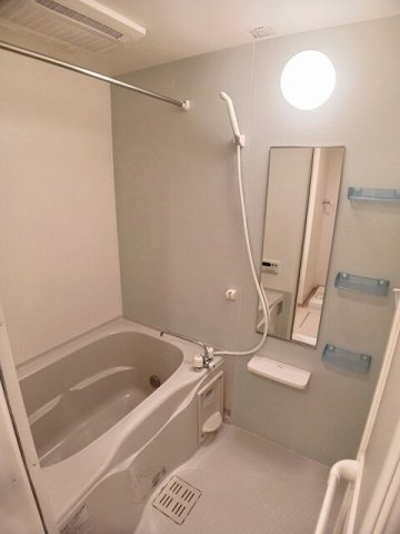 お風呂で日々の疲れを落としましょう