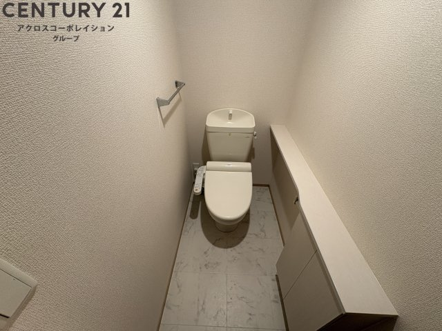 ゆったり落ち着けるトイレです！