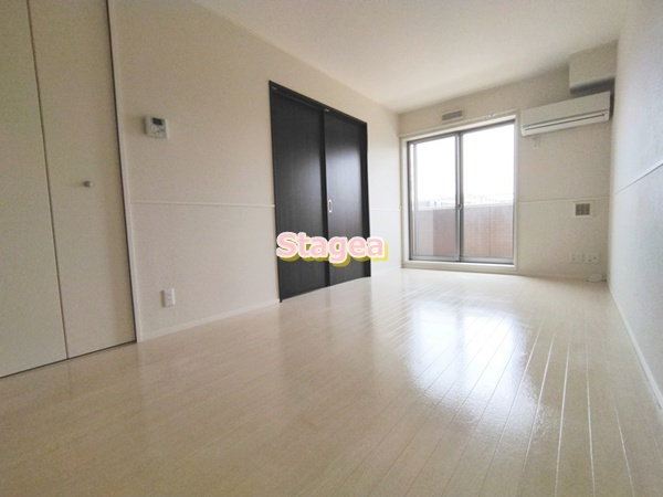 Residence Vaicaの居間・リビング