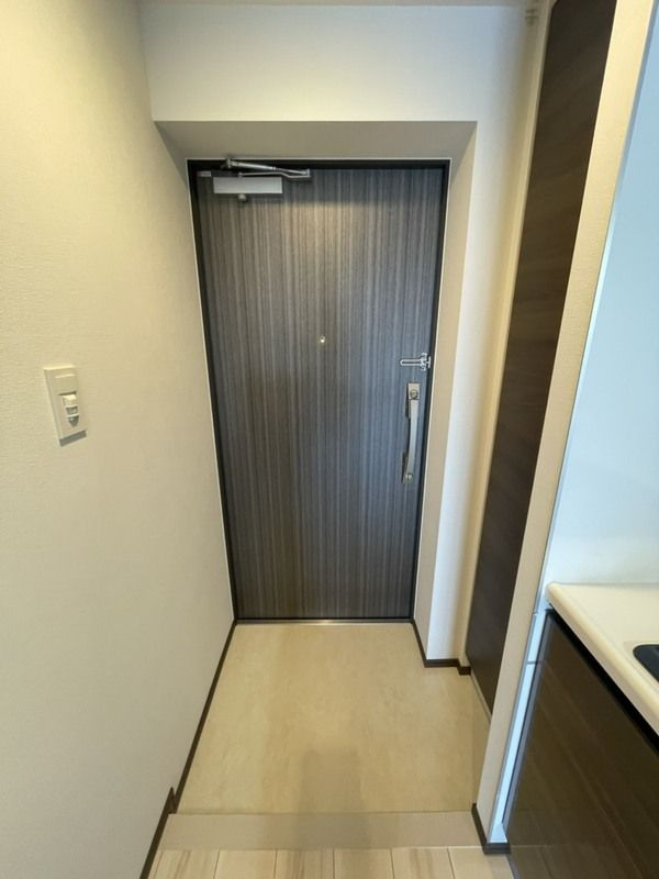 GENOVIA板橋東山町skygardenの玄関